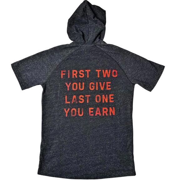 Under Armour Project Rock Gray S/S Hoodie Men’s M Graphic - Picture 2 of 7